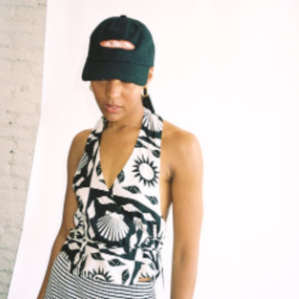 Lisa Says Gah Baguette Hat